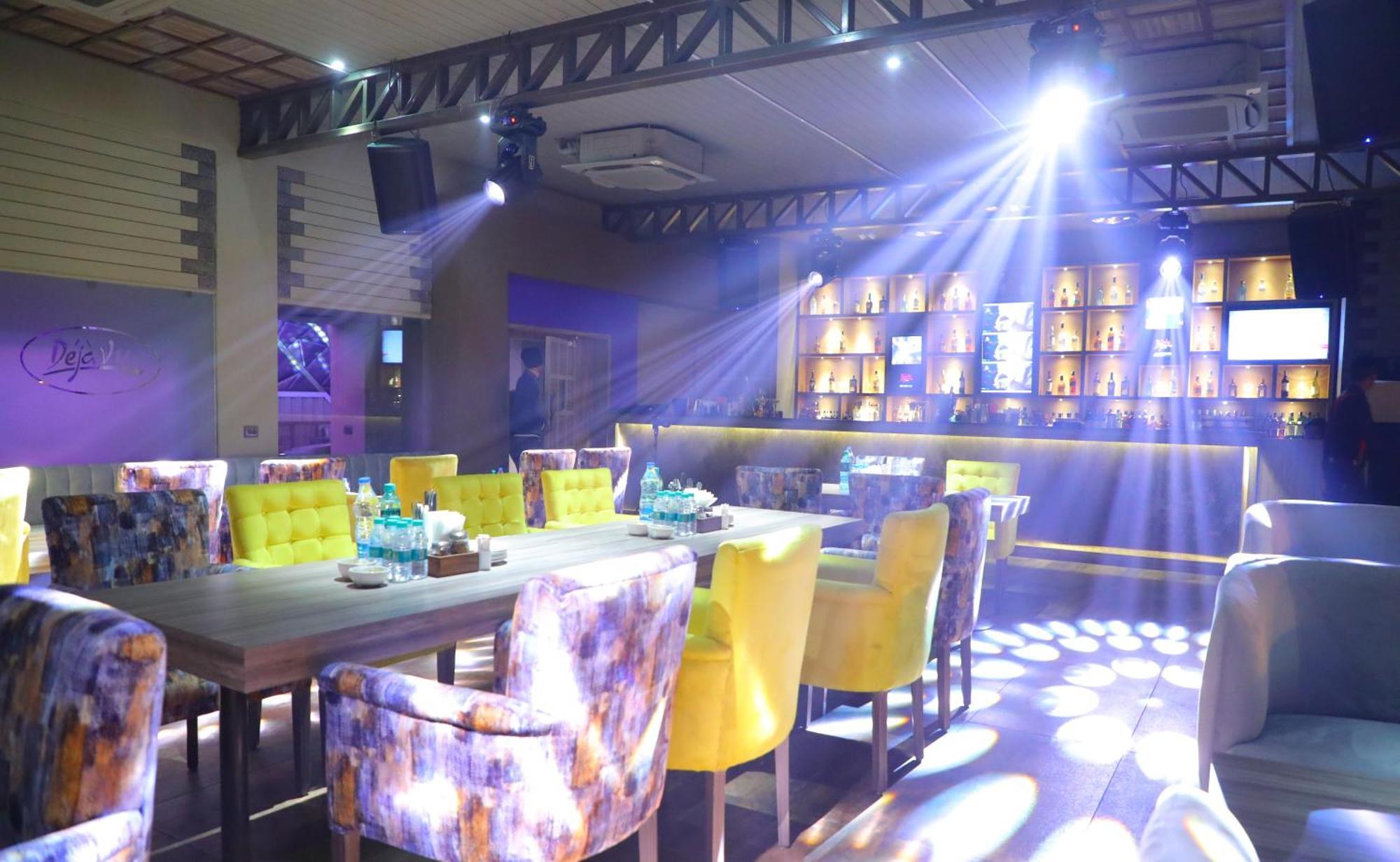 בארילי Hotel Swarn Towers מראה חיצוני תמונה