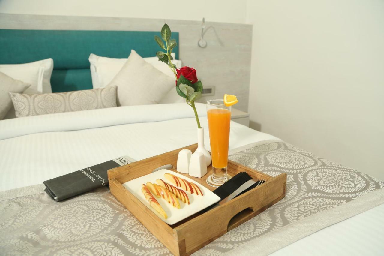 בארילי Hotel Swarn Towers מראה חיצוני תמונה